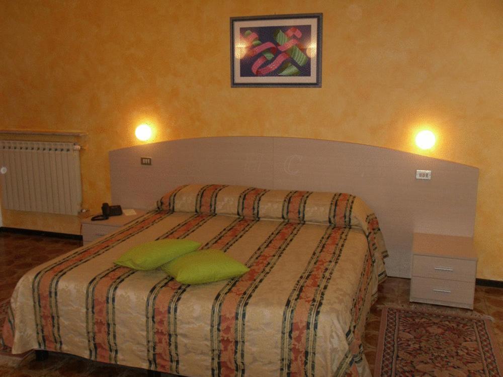 Hotel Centrale San Pellegrino Terme Bagian luar foto