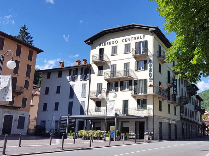 Hotel Centrale San Pellegrino Terme Bagian luar foto